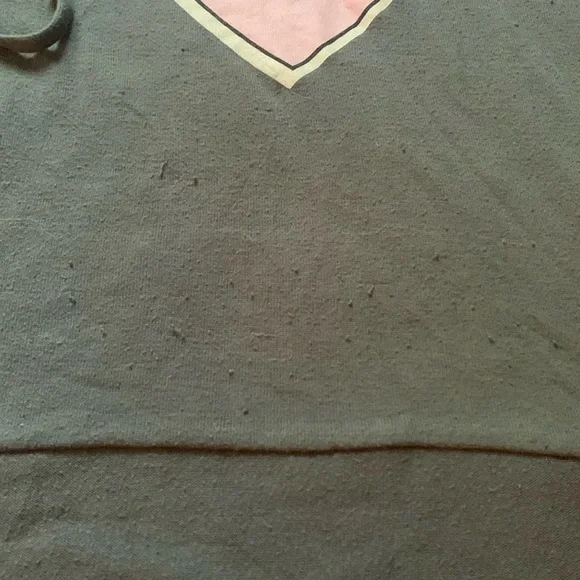 I am surrounded by idiots hoodie - Picture 2 of 3